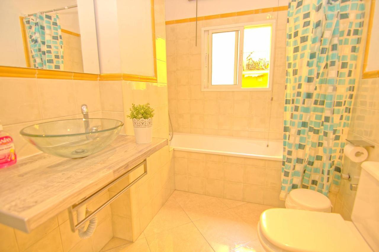 Low Cost Room Mercado Málaga Dış mekan fotoğraf