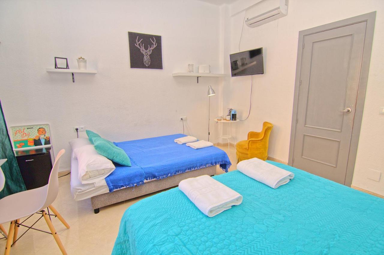 Low Cost Room Mercado Málaga Dış mekan fotoğraf