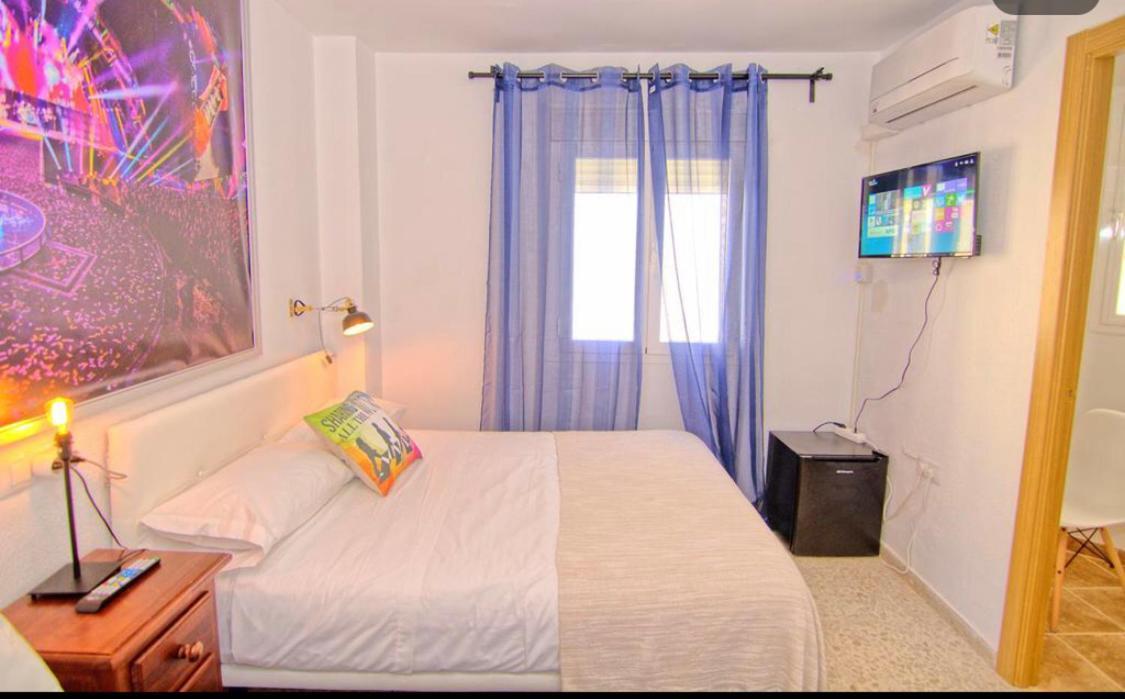 Low Cost Room Mercado Málaga Dış mekan fotoğraf