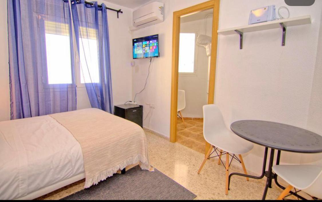Low Cost Room Mercado Málaga Dış mekan fotoğraf